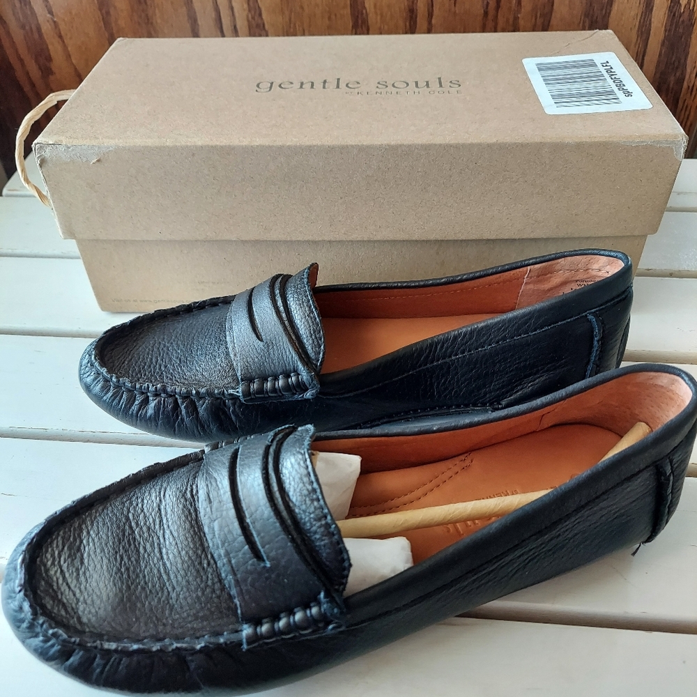 Gentle Souls Black Leather Loafers - Picture 2 of 4